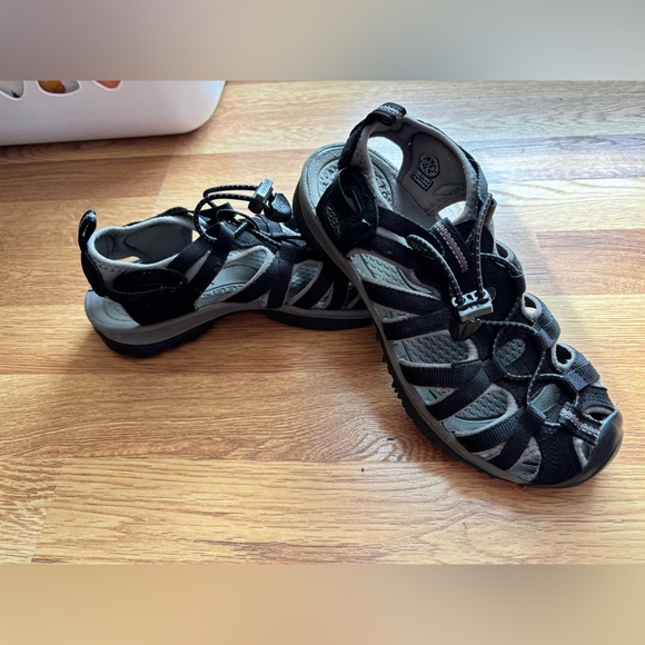Keen sandals women’s size 7 - Picture 2 of 8